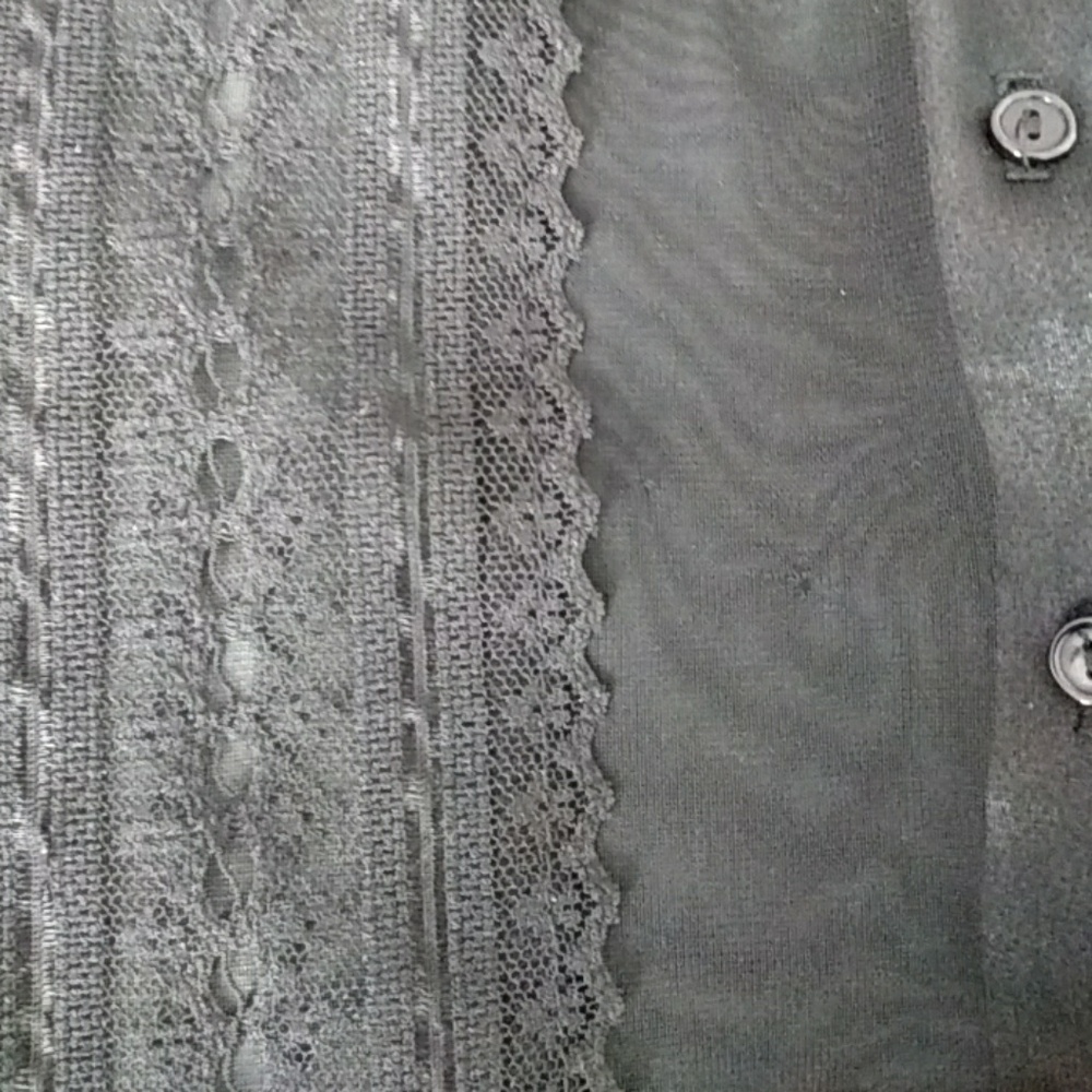 Top - Picture 2 of 2